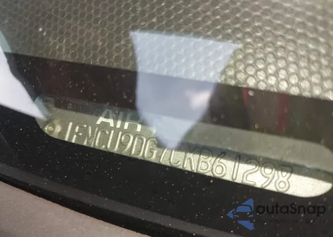 2012 Ford Escape Xlt z USA, uszkodzony, nr VIN 1FMCU9DG7CKB61298